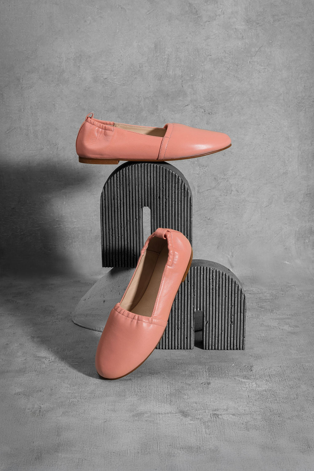 The Minimal Flat
